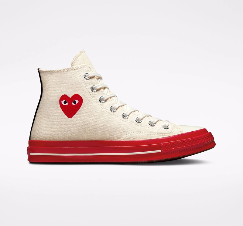Comme Des Garcons PLAY x High converse Chuck 70 High Pristine High converse x Ambush Chuck 70 Fuzzy High Top Black A01794C